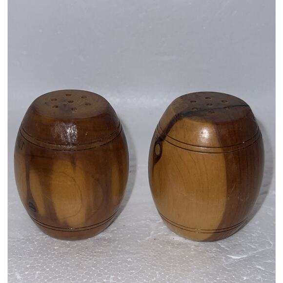 Vintage 2 Tone Wooden Barrel Salt And Pepper Shakers Collectible 2 1/8” - Picture 2 of 6